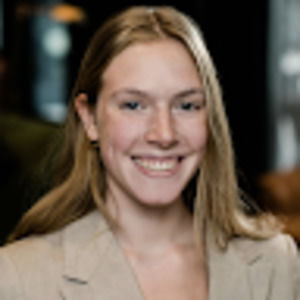 Meet your Posher, Julia